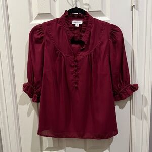 &Merci feminine blouse with detail-rich sleeves and ruffle collar—Size small